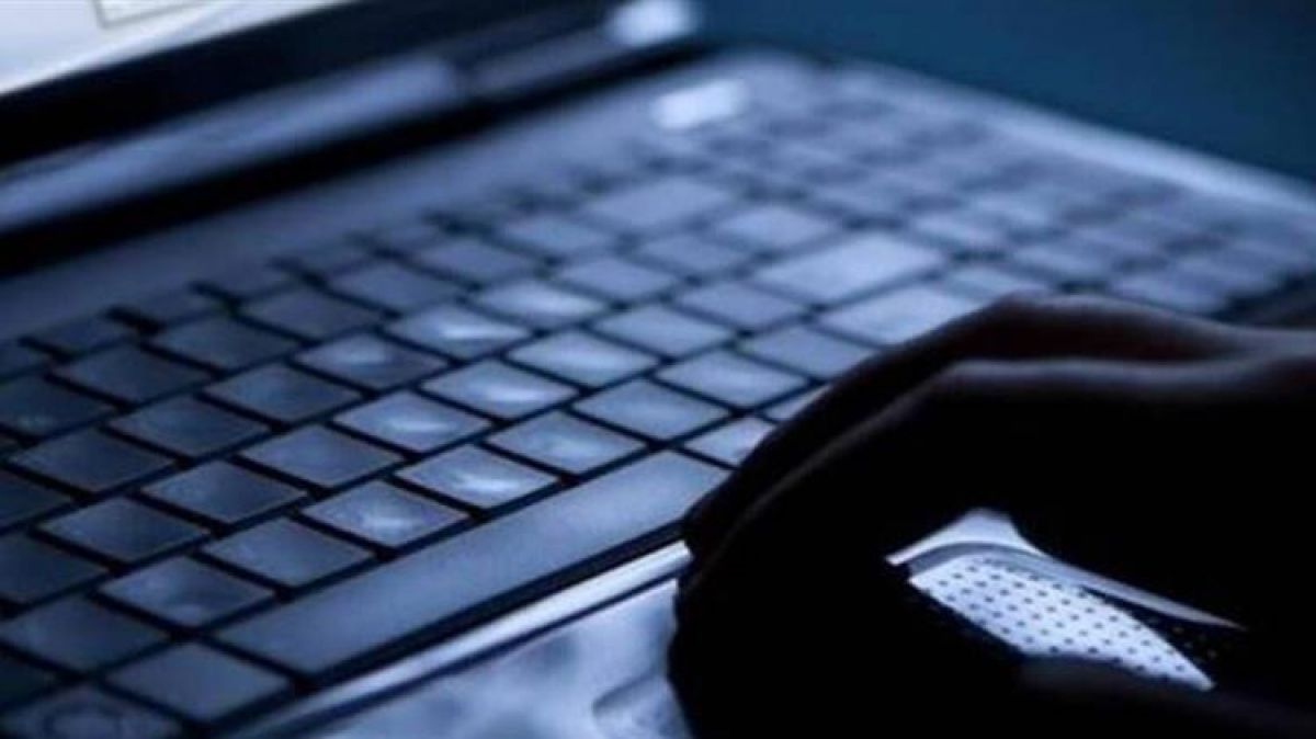 Σε έξαρση οι ηλεκτρονικές απάτες στις εορτές: Ποιο SMS ή mail να μην ανοίγετε