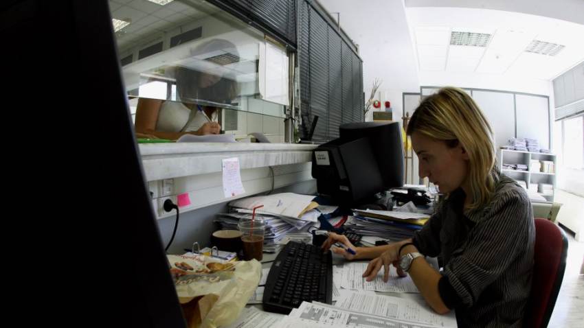 Εφορία: Μια ΔΟΥ για κάθε πολίτη βάσει ταχυδρομικού κώδικα- Πού ανήκετε