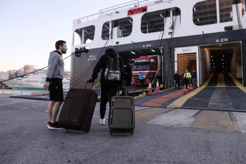 Εκπτώσεις στα ακτοπλοϊκά εισιτήρια για τους αναπληρωτές καθηγητές για το 2022-2023