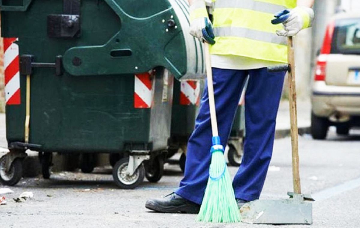 ΥΠΕΣ -συμβασιούχοι COVID: Παραμένουν έως τις προσλήψεις Κοινωφελούς -Θολό τοπίο για τα 24μηνα