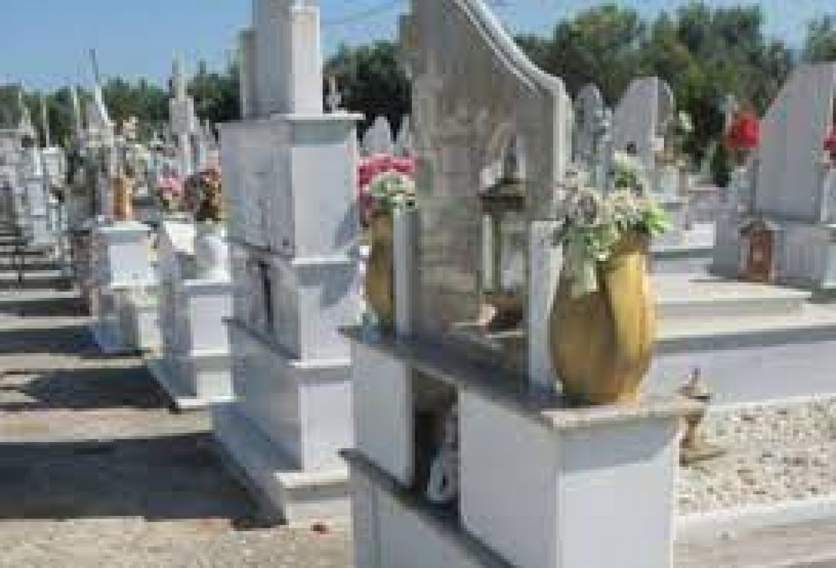 Η ΕΚΔΗΛΩΣΗ ΤΗΣ ΠΝΕΥΜΑΤΙΚΗΣ ΕΣΤΙΑΣ ΣΠΑΡΤΗΣ ΣΤΟ Α' ΝΕΚΡΟΤΑΦΕΙΟ ΣΠΑΡΤΗΣ ΠΡΟΣ ΤΙΜΗ ΤΩΝ 118 ΕΚΤΕΛΕΣΘΕΝΤΩΝ ΑΠΟ ΤΟΥΣ ΓΕΡΜΑΝΟΥΣ