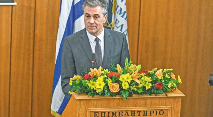 Μετ’ εμποδίων η ίδρυση αγροτικών τμημάτων στα Επιμελητήρια Κορινθίας και Λακωνίας