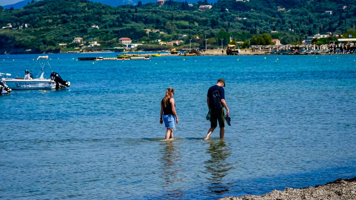 Καιρός: Με τριήμερο ζέστης κάνει ποδαρικό ο Ιούνιος - Ακόμα και 36 βαθμούς θα δείξουν τα θερμόμετρα