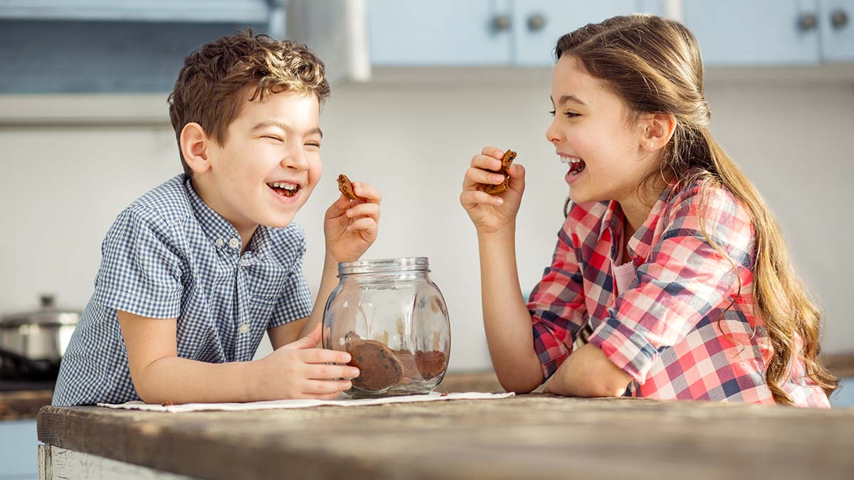 ΓΟΝΕΙΣ: ΠΡΟΣΕΞΤΕ ΤΙ ΘΑ ΨΩΝΙΣΕΤΕ ΑΠΟ ΤΟ ΣΟΥΠΕΡ ΜΑΡΚΕΤ – ΤΑ ΕΠΙΚΙΝΔΥΝΑ ΤΡΟΦΙΜΑ ΠΟΥ ΑΠΕΙΛΟΥΝ ΤΗΝ ΠΑΙΔΙΚΗ ΚΑΡΔΙΑ